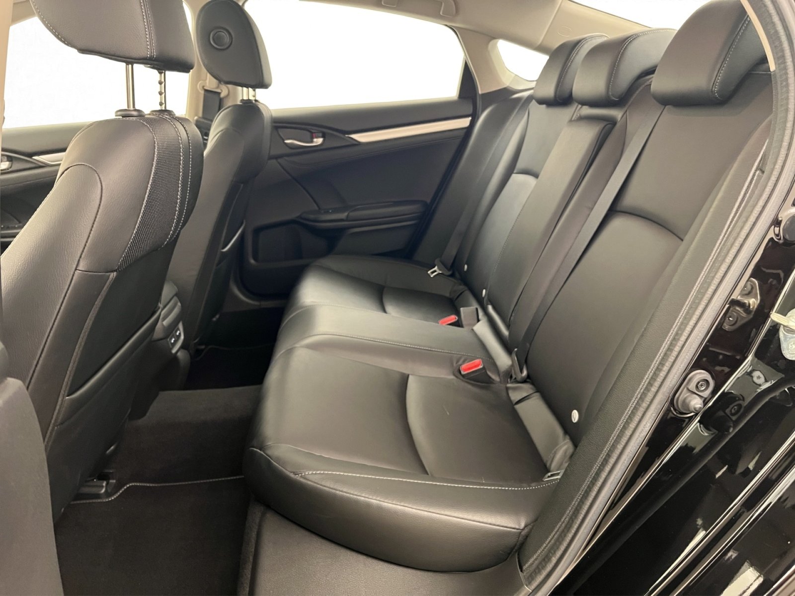 HONDA Civic Sedan 1.5 VTEC Turbo Executive Prem., Essence, Occasion / Utilisé, Automatique - 7