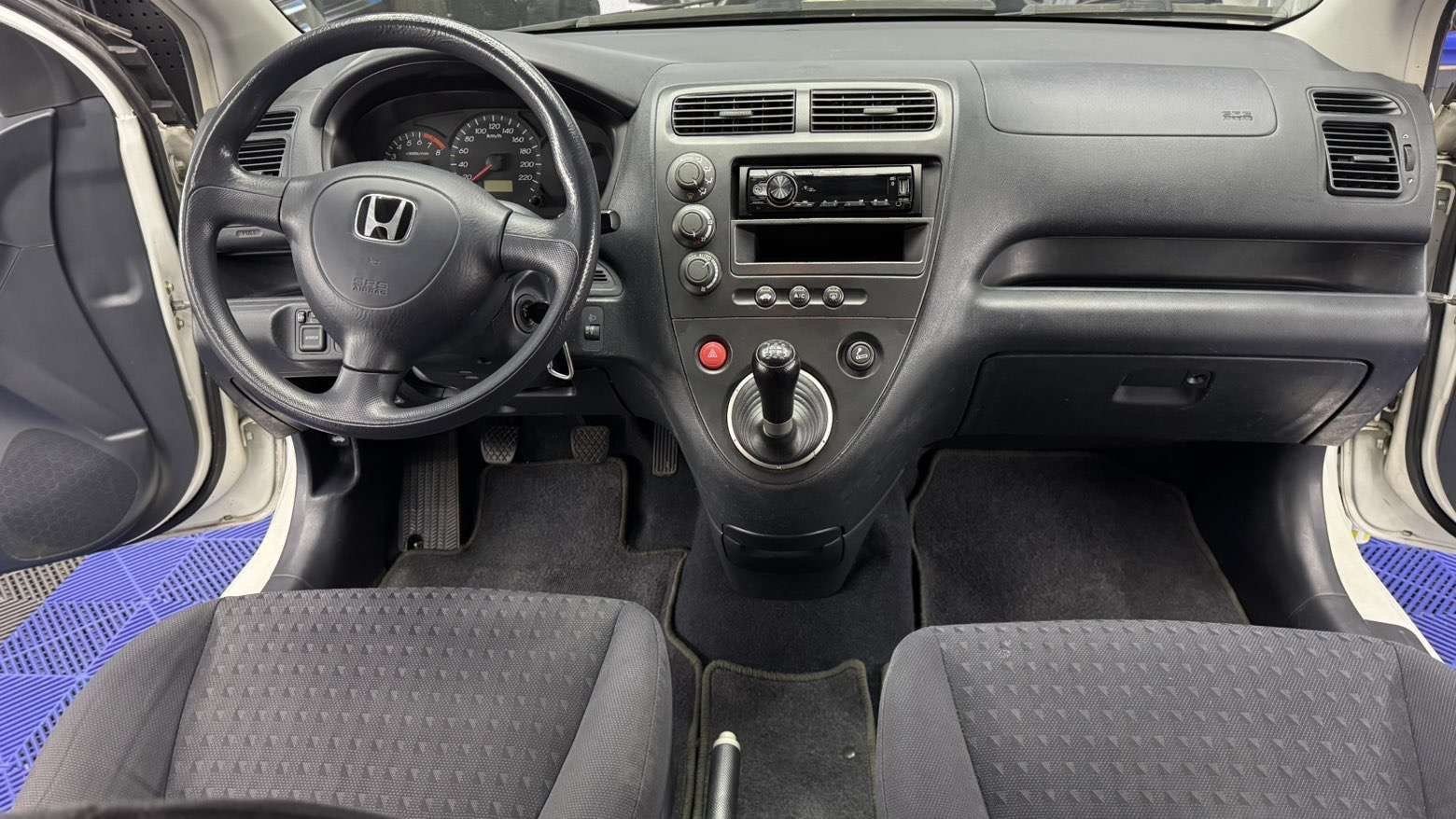HONDA Civic 1.6i ES, Essence, Occasion / Utilisé, Manuelle - 7