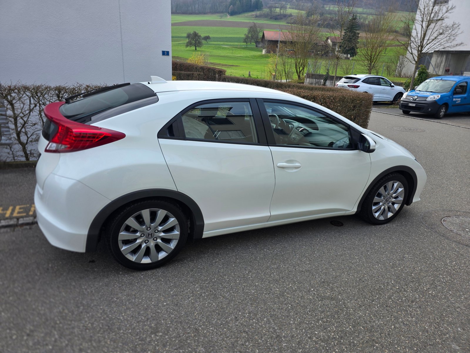 HONDA Civic 1.8i Sport Automatic, Essence, Occasion / Utilisé, Automatique - 2