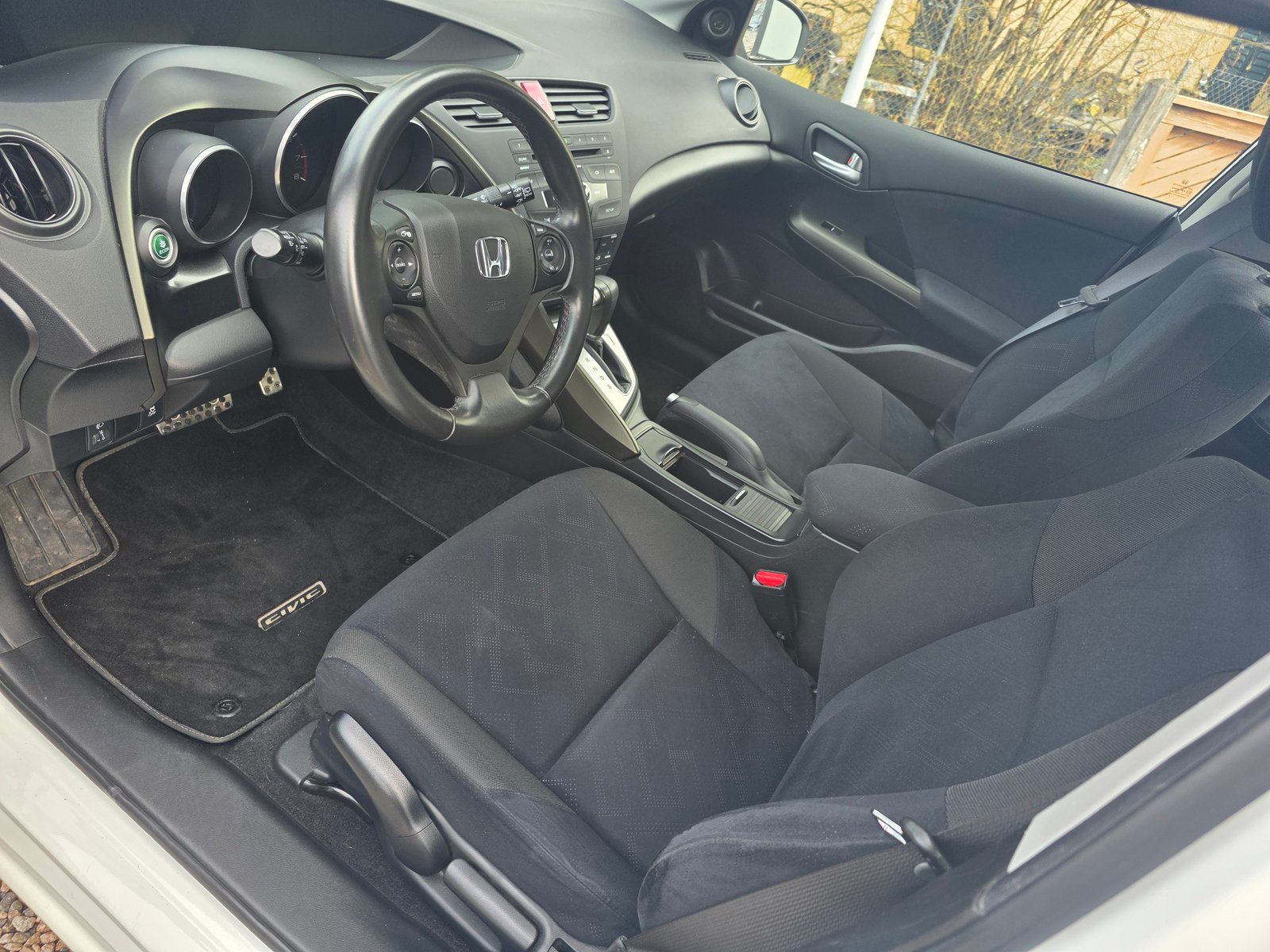 HONDA Civic 1.8i Sport Automatic, Essence, Occasion / Utilisé, Automatique - 7