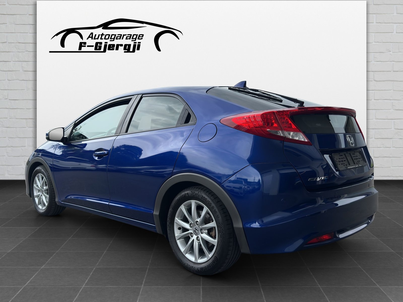 HONDA Civic 1.8i Comfort, Petrol, Second hand / Used, Manual - 4