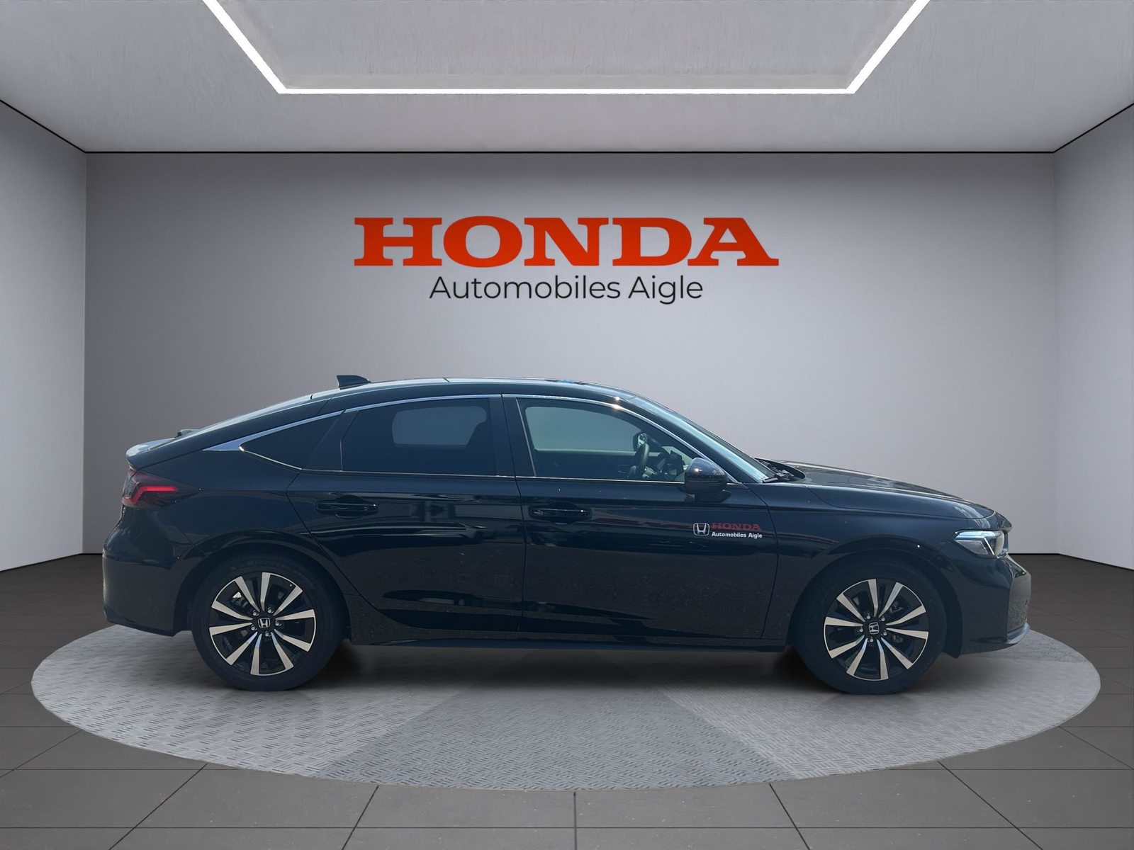 HONDA Civic 2.0 i-MMD Elegance, Full-Hybrid Petrol/Electric, Second hand / Used, Automatic - 6