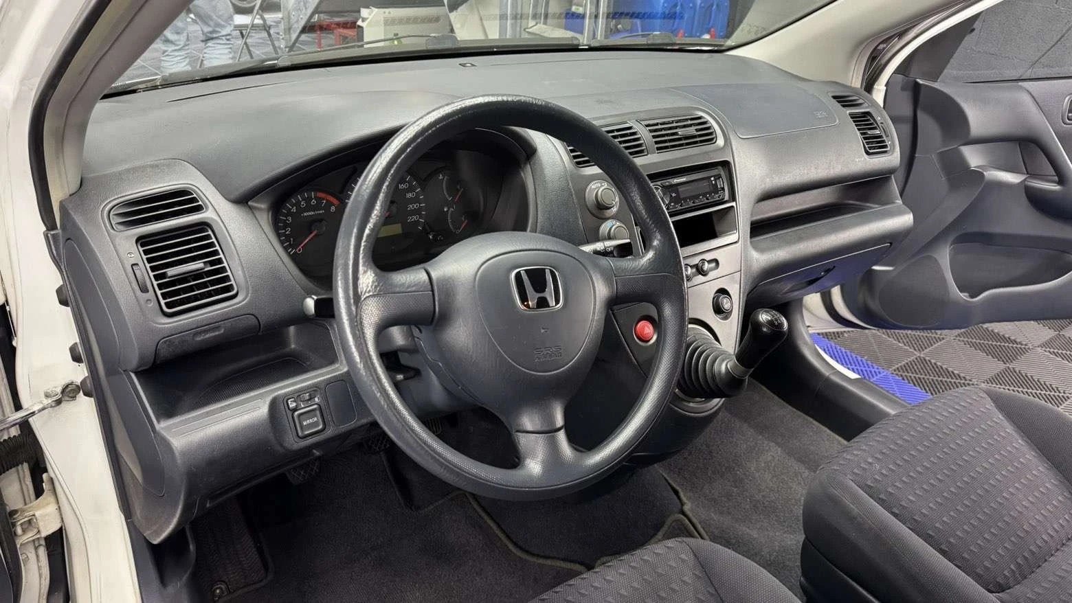 HONDA Civic 1.6i ES, Essence, Occasion / Utilisé, Manuelle - 6