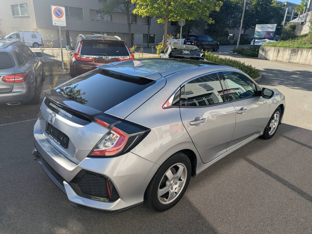HONDA Civic 1.0 VTEC Turbo Executive Prem., Petrol, Second hand / Used, Automatic - 3
