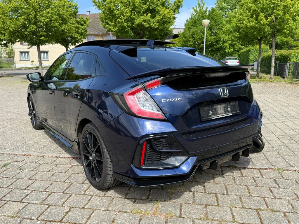 HONDA CIVIC 1.0 VTEC T Executive Sport Line, Petrol, Second hand / Used, Automatic - 4