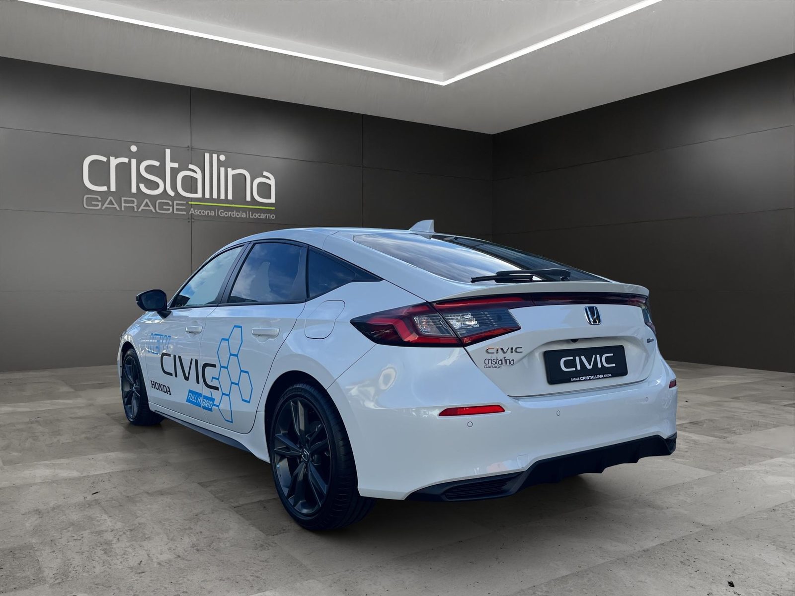 HONDA Civic 2.0 i-MMD Sport, Full-Hybrid Petrol/Electric, Ex-demonstrator, Automatic - 3