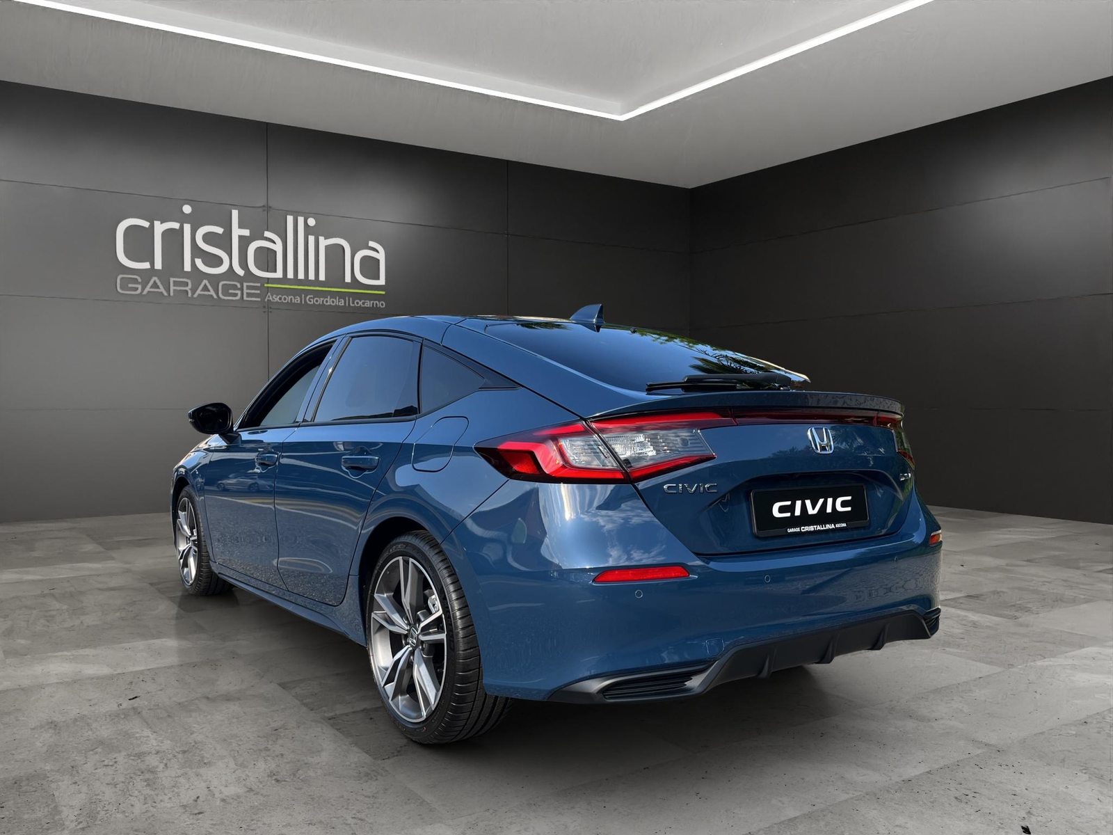 HONDA Civic 2.0 i-MMD Advance, Full-Hybrid Petrol/Electric, Ex-demonstrator, Automatic - 3