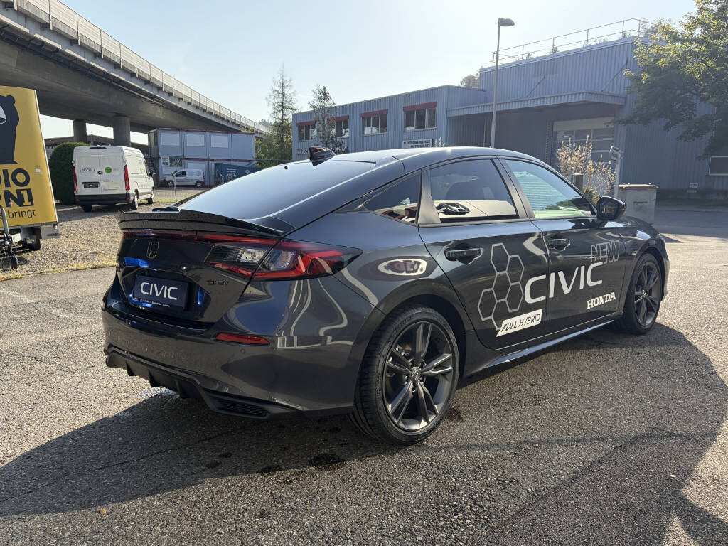 HONDA Civic 2.0 i-MMD Sport, Full-Hybrid Petrol/Electric, Ex-demonstrator, Automatic - 3