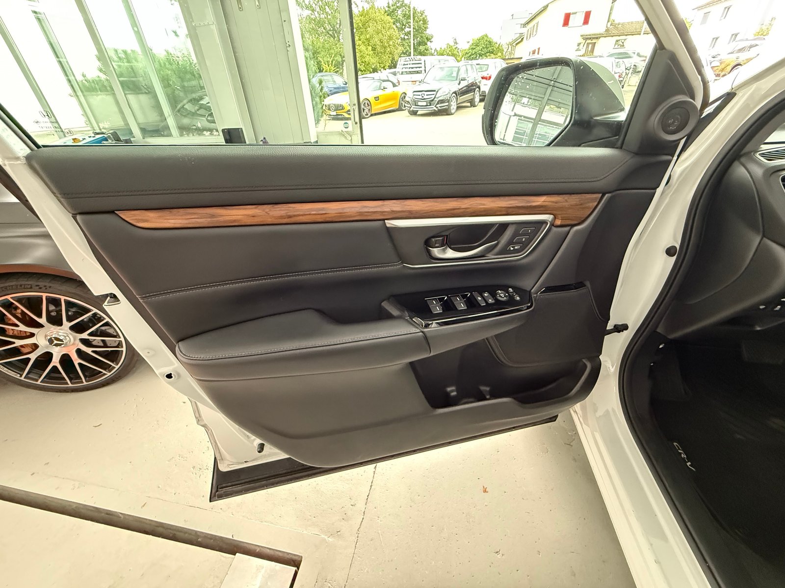 HONDA CR-V 2.0i MMD Execut. 4WD, Voll-Hybrid Benzin/Elektro, Occasion / Gebraucht, Automatik - 6
