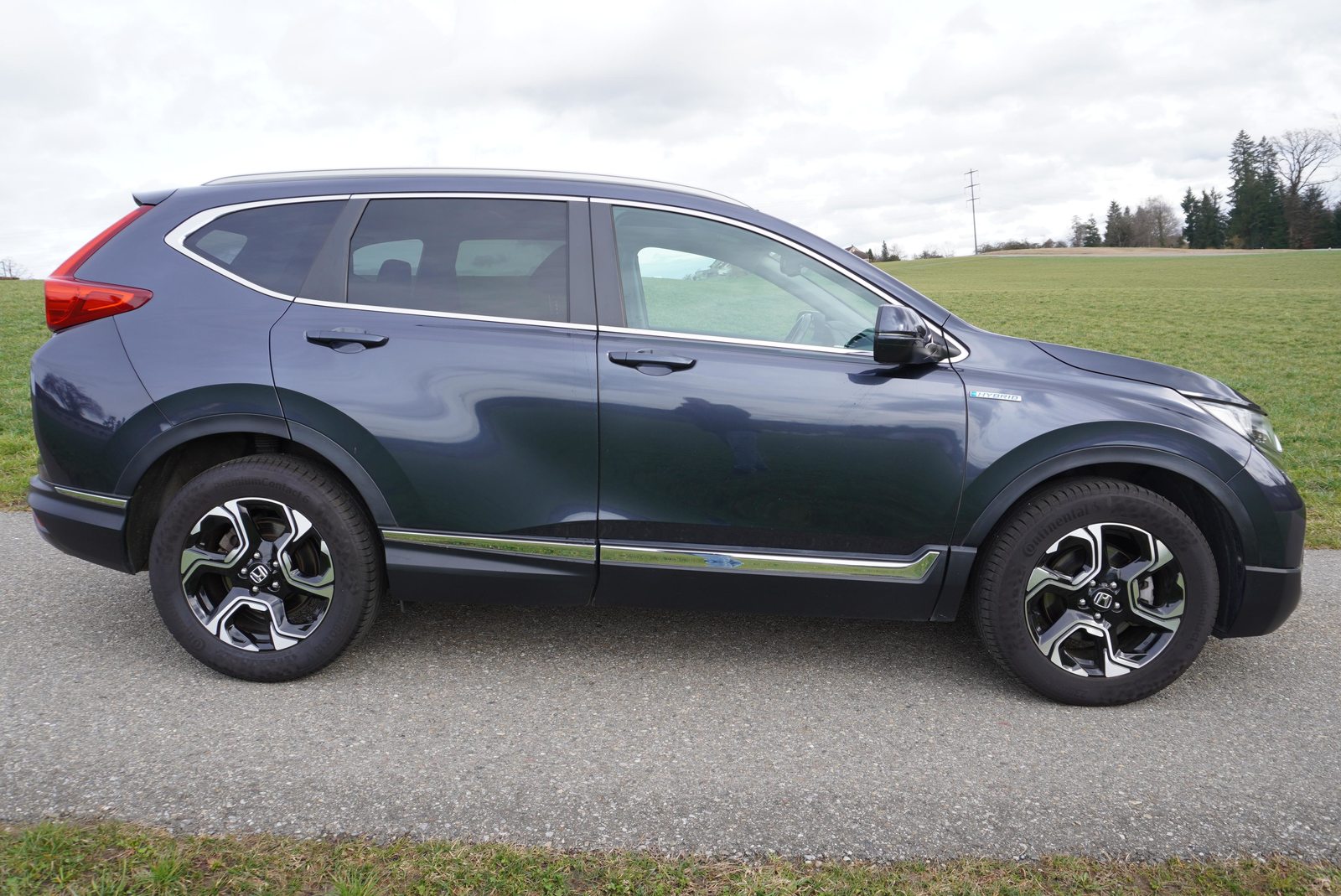 HONDA CR-V 2.0 i-MMD Executive 4WD, Voll-Hybrid Benzin/Elektro, Occasion / Gebraucht, Automatik - 4