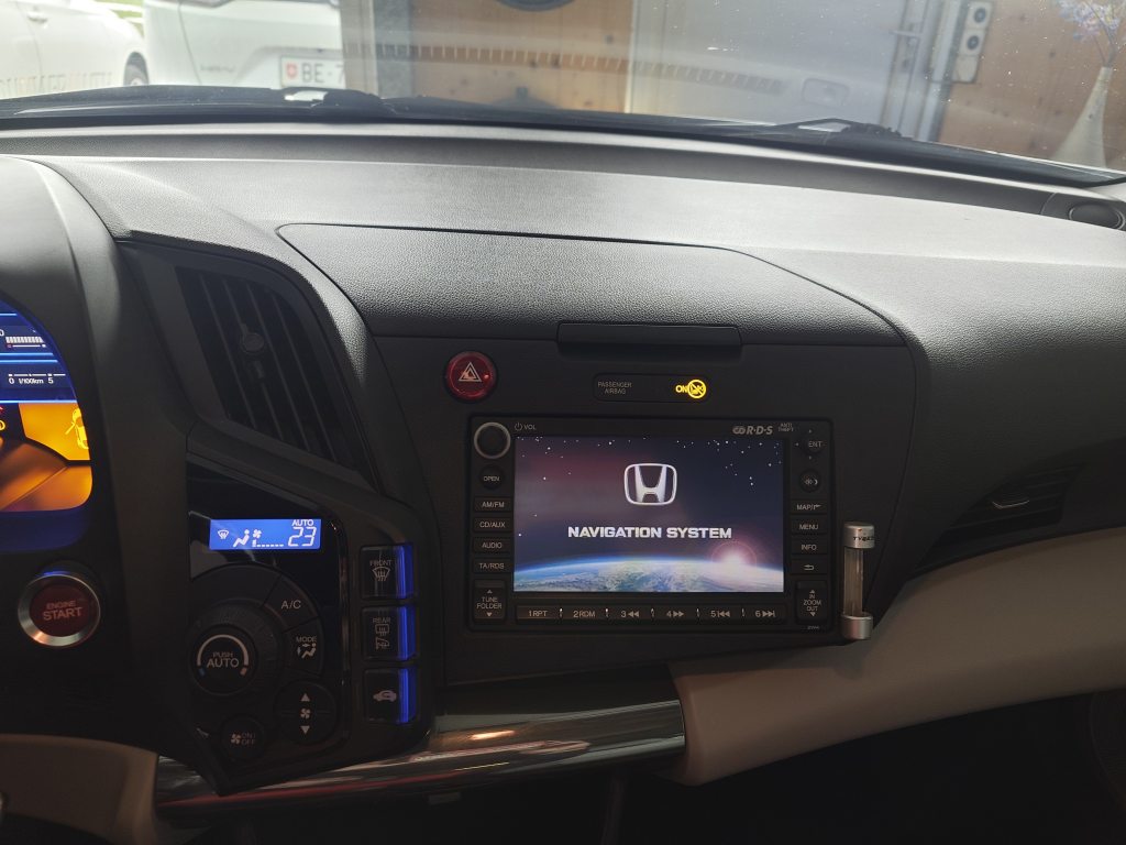 HONDA CR-Z 1.5i Hybrid GT Plus, Full-Hybrid Petrol/Electric, Second hand / Used, Manual - 7