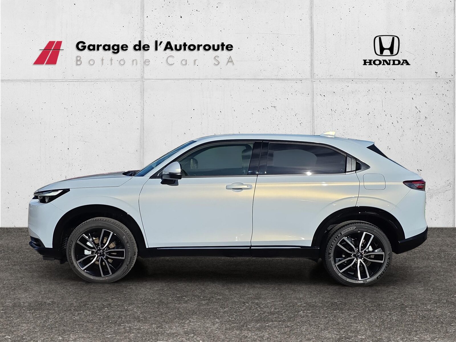 HONDA HR-V 1.5 i-MMD Advance, Full-Hybrid Petrol/Electric, New car, Automatic - 2