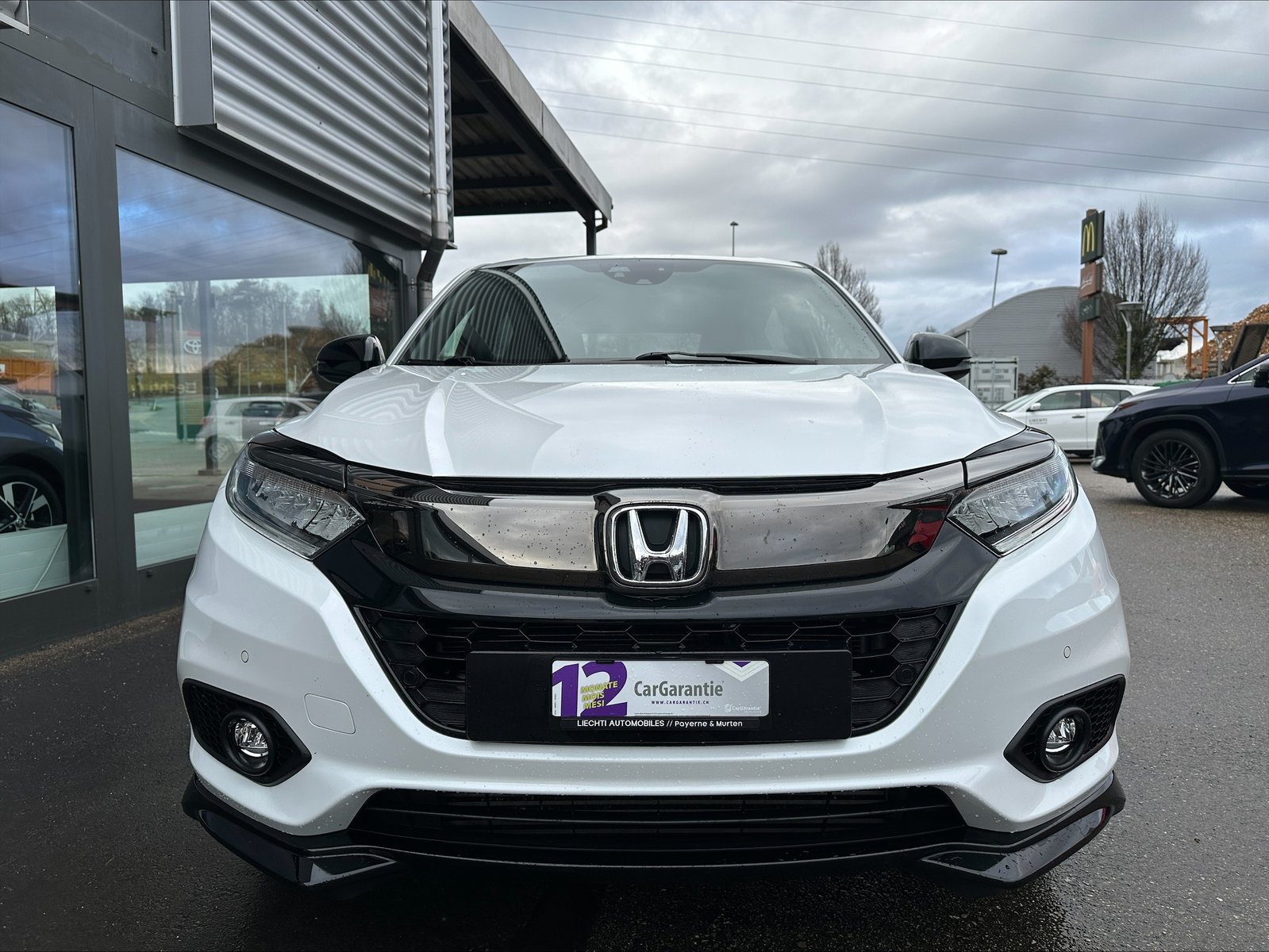 HONDA HR-V 1.5i-VTEC Turbo CVT, Petrol, Second hand / Used, Automatic - 3