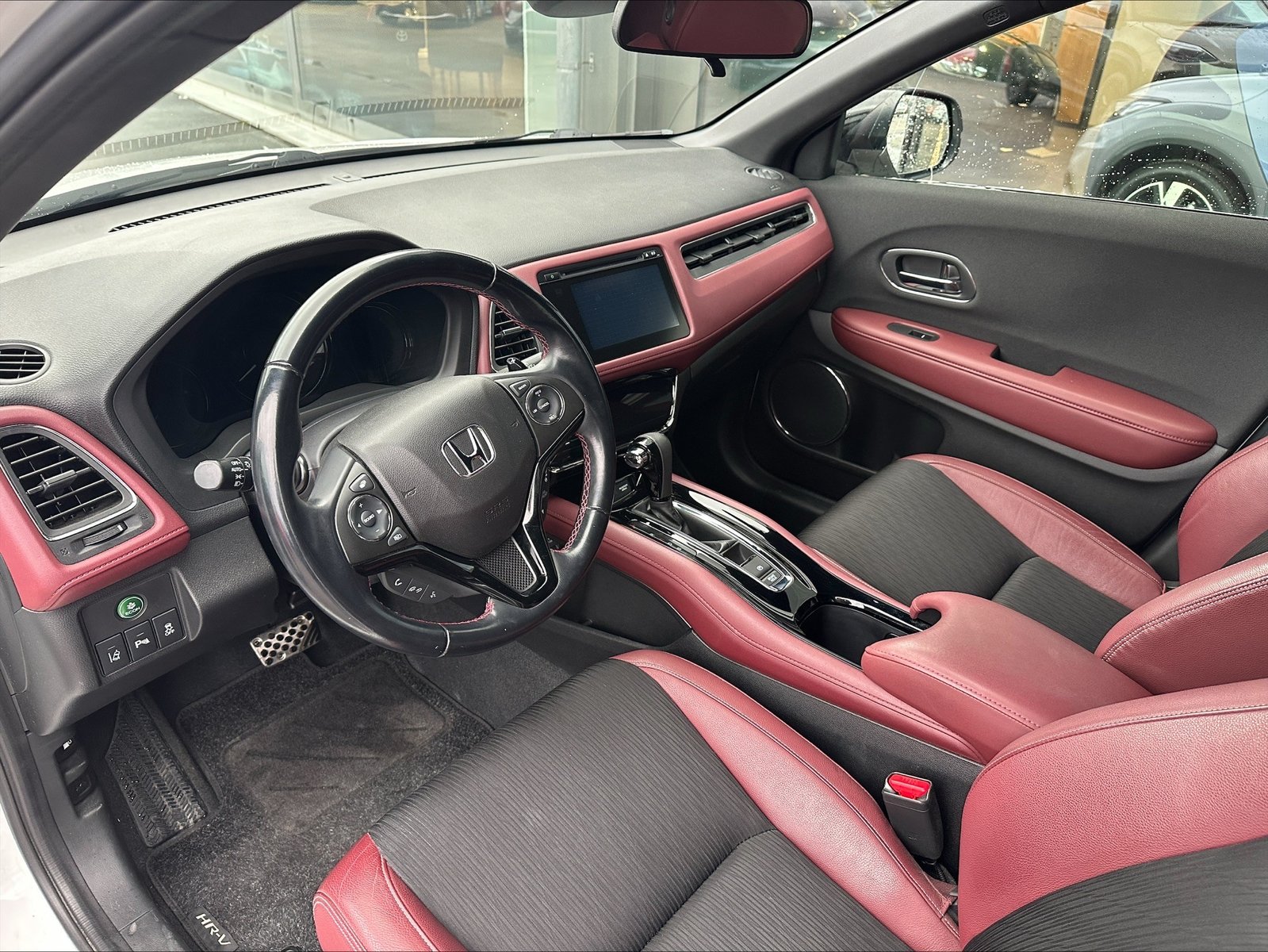 HONDA HR-V 1.5i-VTEC Turbo CVT, Petrol, Second hand / Used, Automatic - 5
