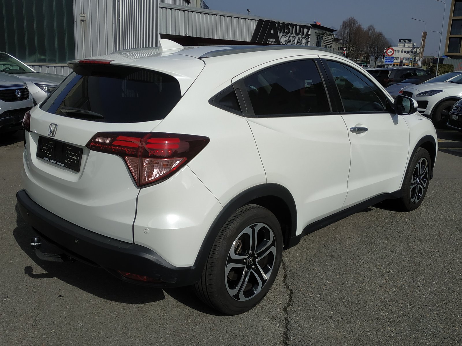 HONDA HR-V 1.5i-VTEC Executive CVT, Benzin, Occasion / Gebraucht, Automatik - 7