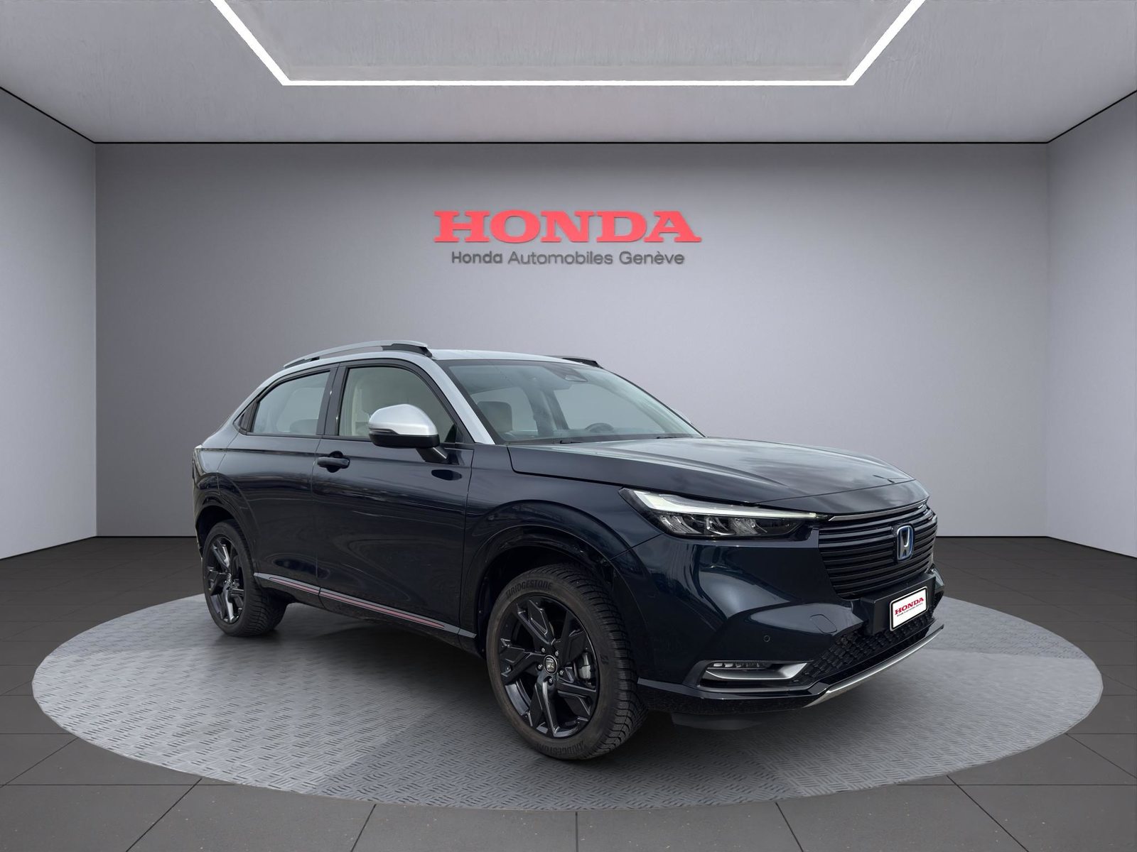 HONDA HR-V 1.5 i-MMD Advance Style, Voll-Hybrid Benzin/Elektro, Occasion / Gebraucht, Automatik - 2