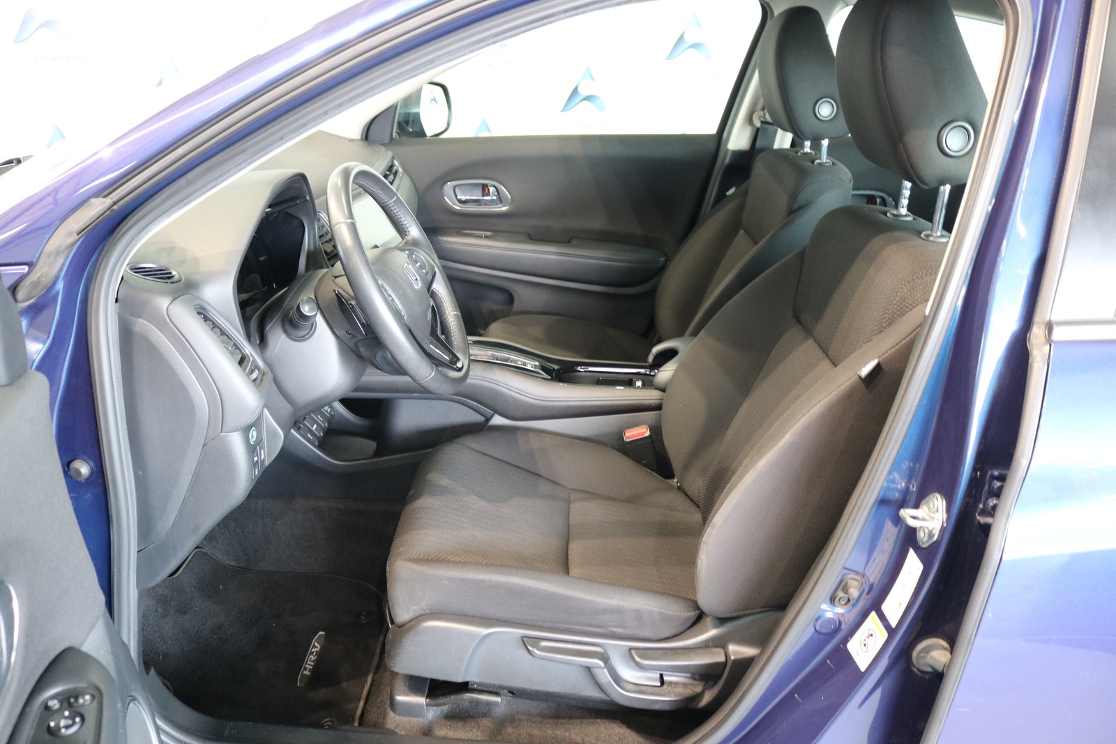 HONDA HR-V 1.5i-VTEC Elegance CVT, Petrol, Second hand / Used, Automatic - 4
