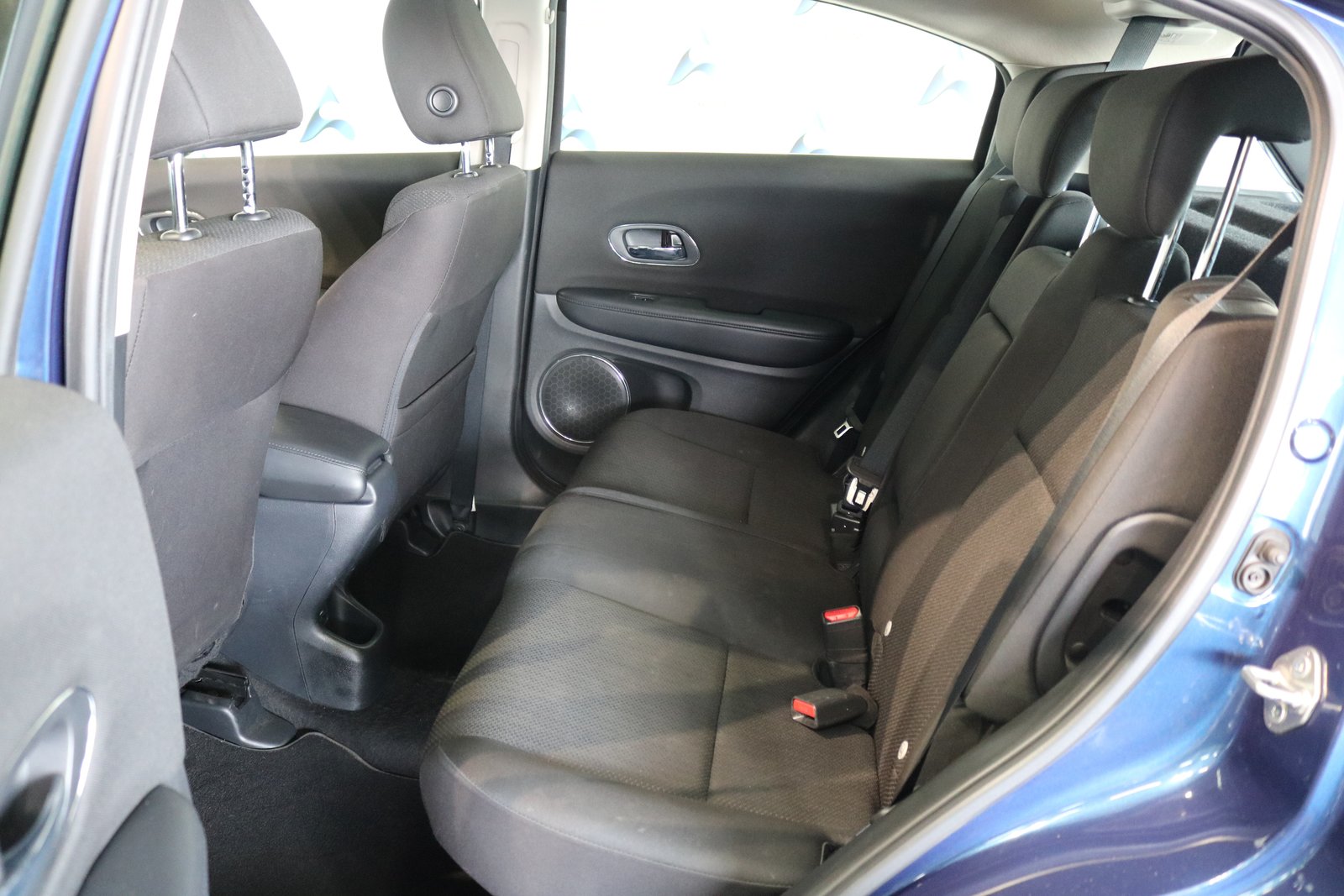 HONDA HR-V 1.5i-VTEC Elegance CVT, Petrol, Second hand / Used, Automatic - 5