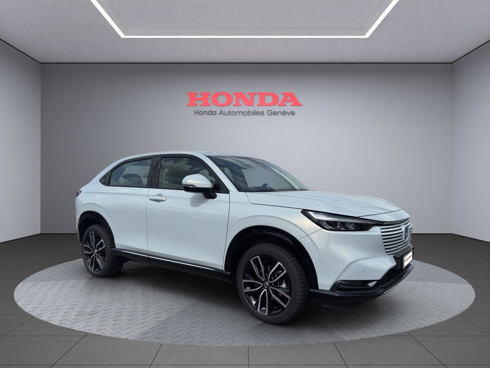 HONDA HR-V 1.5 i-MMD Advance, Voll-Hybrid Benzin/Elektro, Occasion / Gebraucht, Automatik - 2