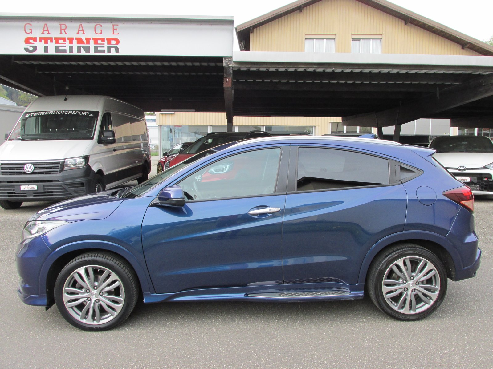 HONDA HR-V 1.5i-VTEC Executive CVT, Essence, Occasion / Utilisé, Automatique - 3