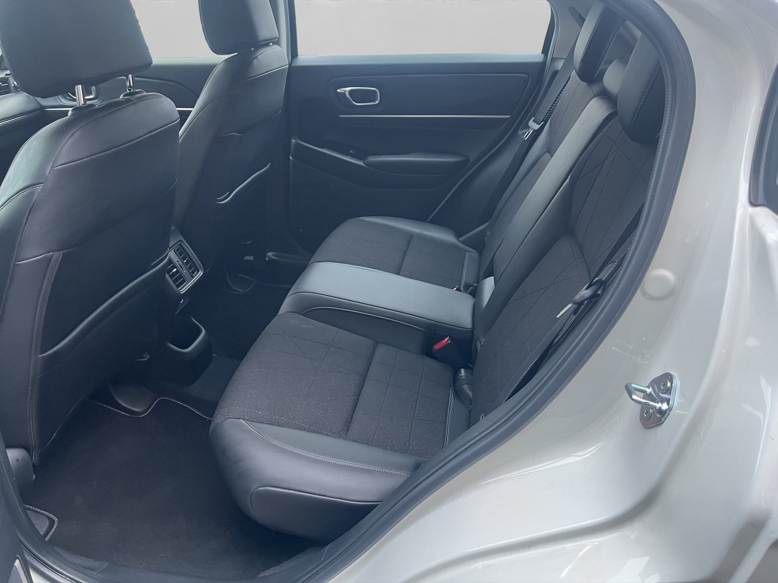HONDA HR-V 1.5i-MMD Elegance CVT, Hybride Integrale Benzina/Elettrica, Occasioni / Usate, Automatico - 7
