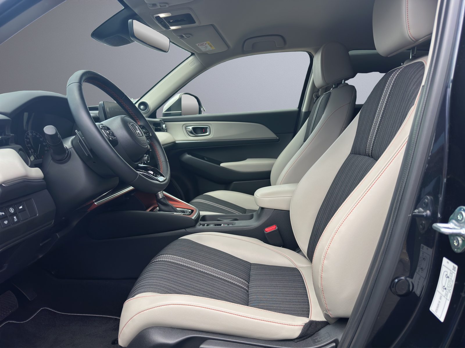HONDA HR-V 1.5 i-MMD Advance Style, Hybride Intégral Essence/Électricité, Occasion / Utilisé, Automatique - 7