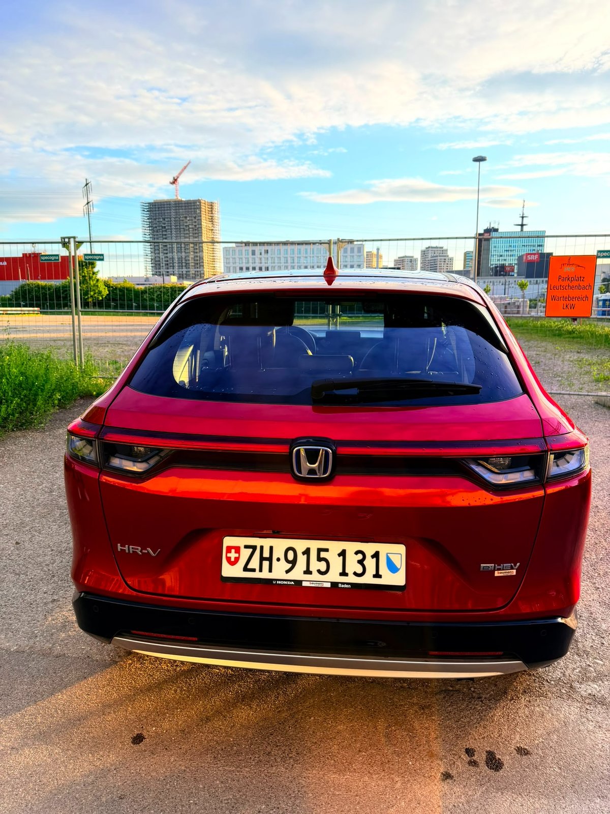 HONDA HR-V 1.5 i-MMD Advance, Hybride Intégral Essence/Électricité, Occasion / Utilisé, Automatique - 2