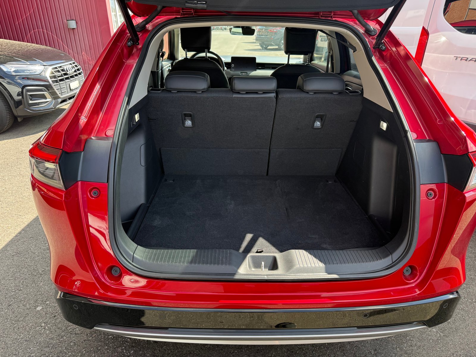 HONDA HR-V 1.5i-MMD Advance CVT, Voll-Hybrid Benzin/Elektro, Occasion / Gebraucht, Automatik - 3