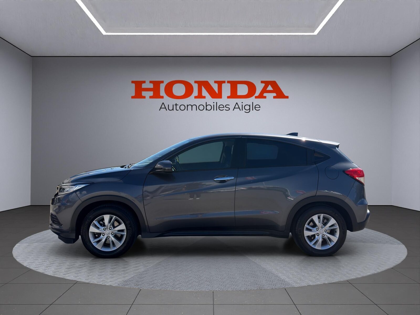 HONDA HR-V 1.5i-VTEC Elegance, Petrol, Second hand / Used, Automatic - 2