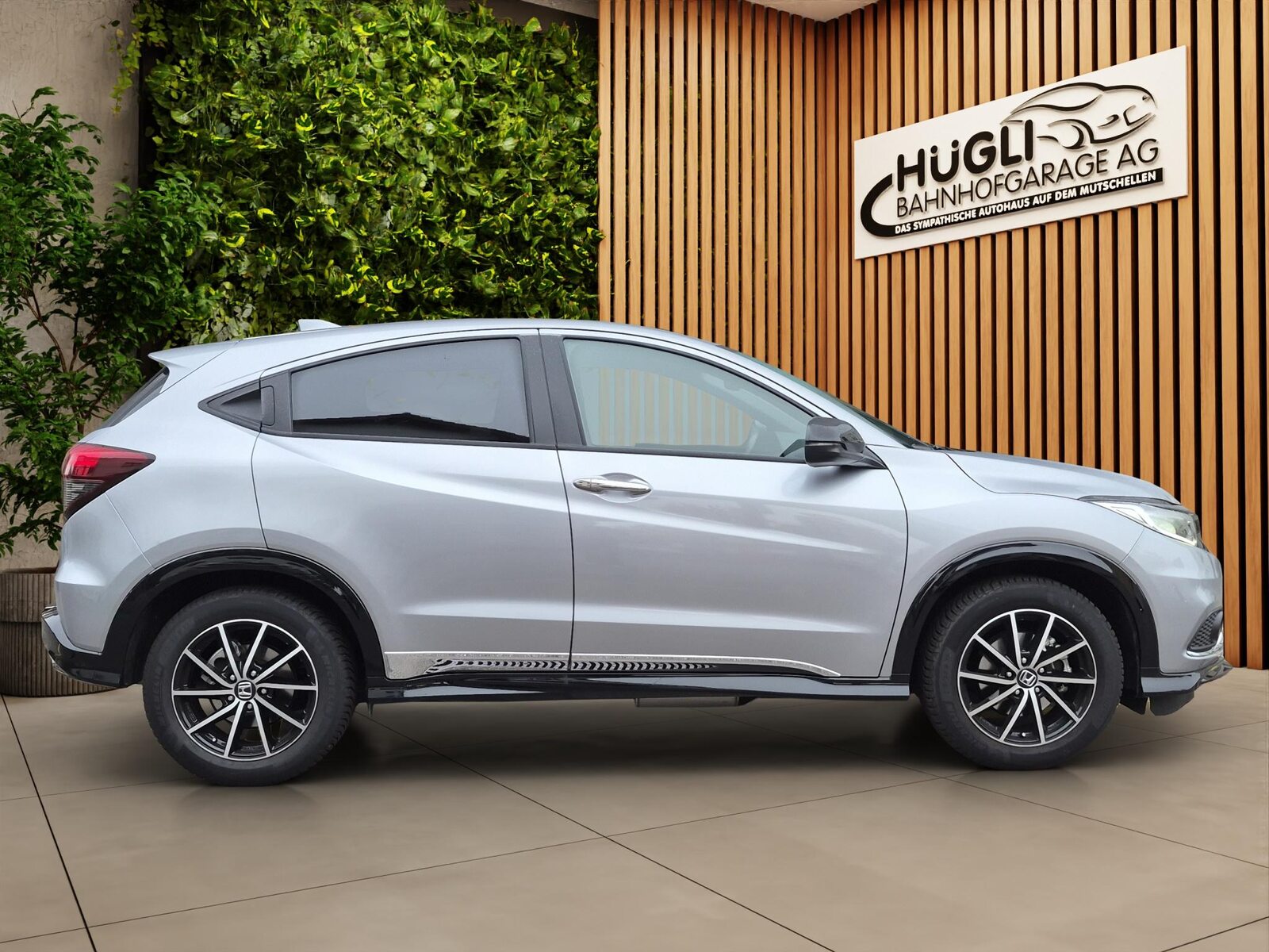 HONDA HR-V 1.5 VTEC Turbo, Petrol, Second hand / Used, Automatic - 6