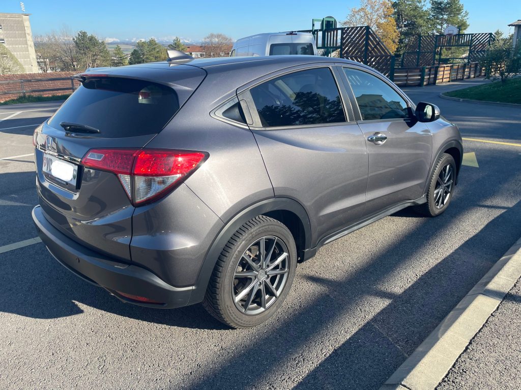 HONDA HR-V 1.5i-VTEC Elegance, Essence, Occasion / Utilisé, Automatique - 5