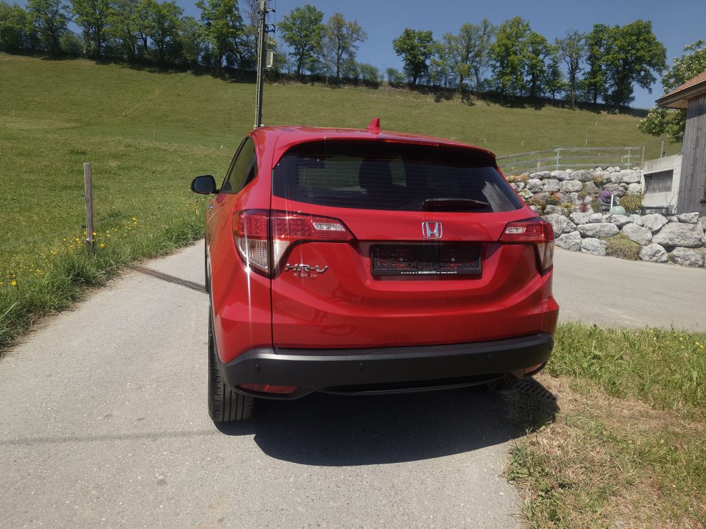 HONDA HR-V 1.5i-VTEC Comfort, Essence, Occasion / Utilisé, Manuelle - 3