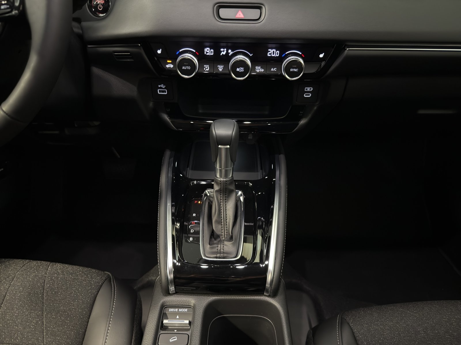 HONDA HR-V 1.5 i-MMD Advance Plus, Voll-Hybrid Benzin/Elektro, Vorführwagen, Automatik - 7