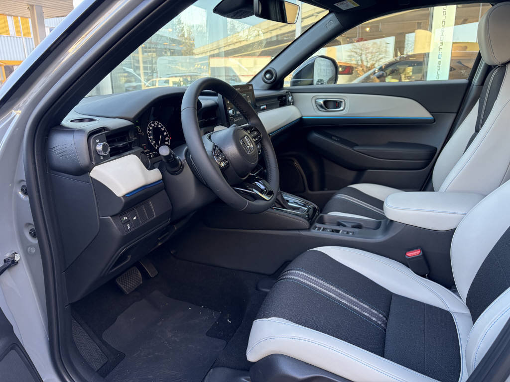 HONDA HR-V 1.5 i-MMD Advance Style P, Voll-Hybrid Benzin/Elektro, Vorführwagen, Automatik - 7
