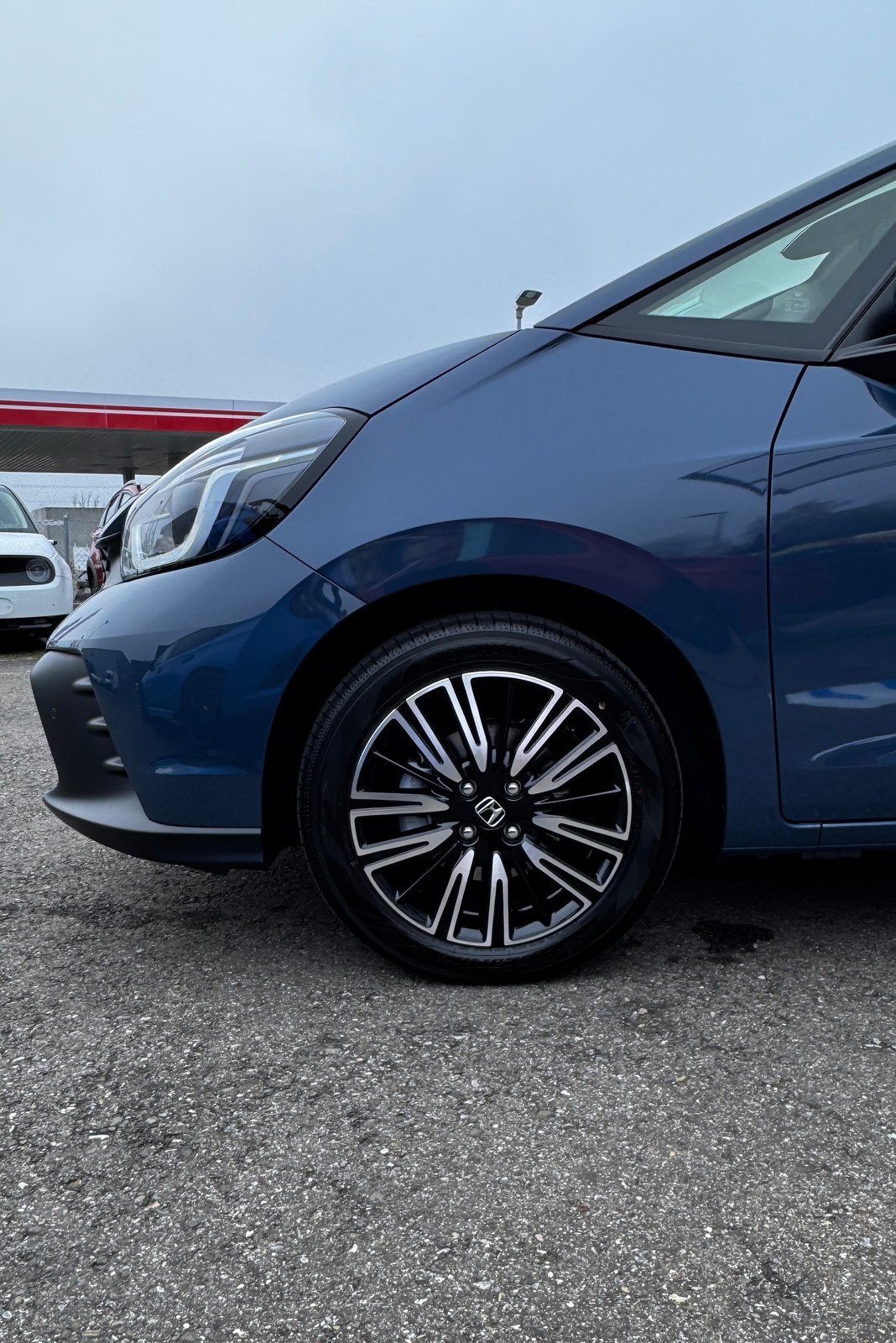HONDA Jazz 1.5i-MMD Advance E-CVT, Voll-Hybrid Benzin/Elektro, Neuwagen, Automatik - 2