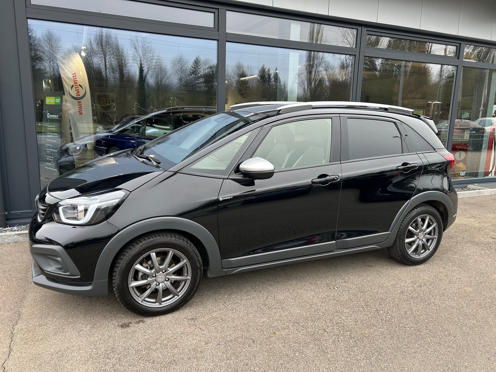 HONDA Jazz 1.5i-MMD Crosstar Executive E-CVT, Hybride Intégral Essence/Électricité, Occasion / Utilisé, Automatique - 3