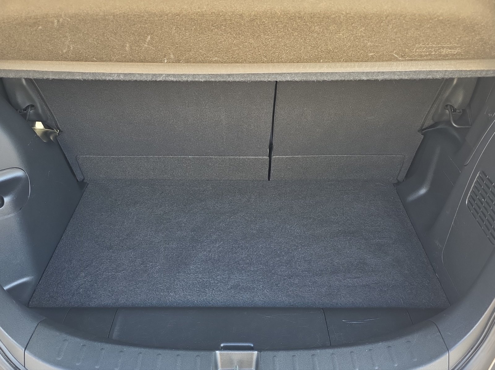 HONDA Jazz 1.3i Hybrid Comfort CVT, Voll-Hybrid Benzin/Elektro, Occasion / Gebraucht, Automatik - 7