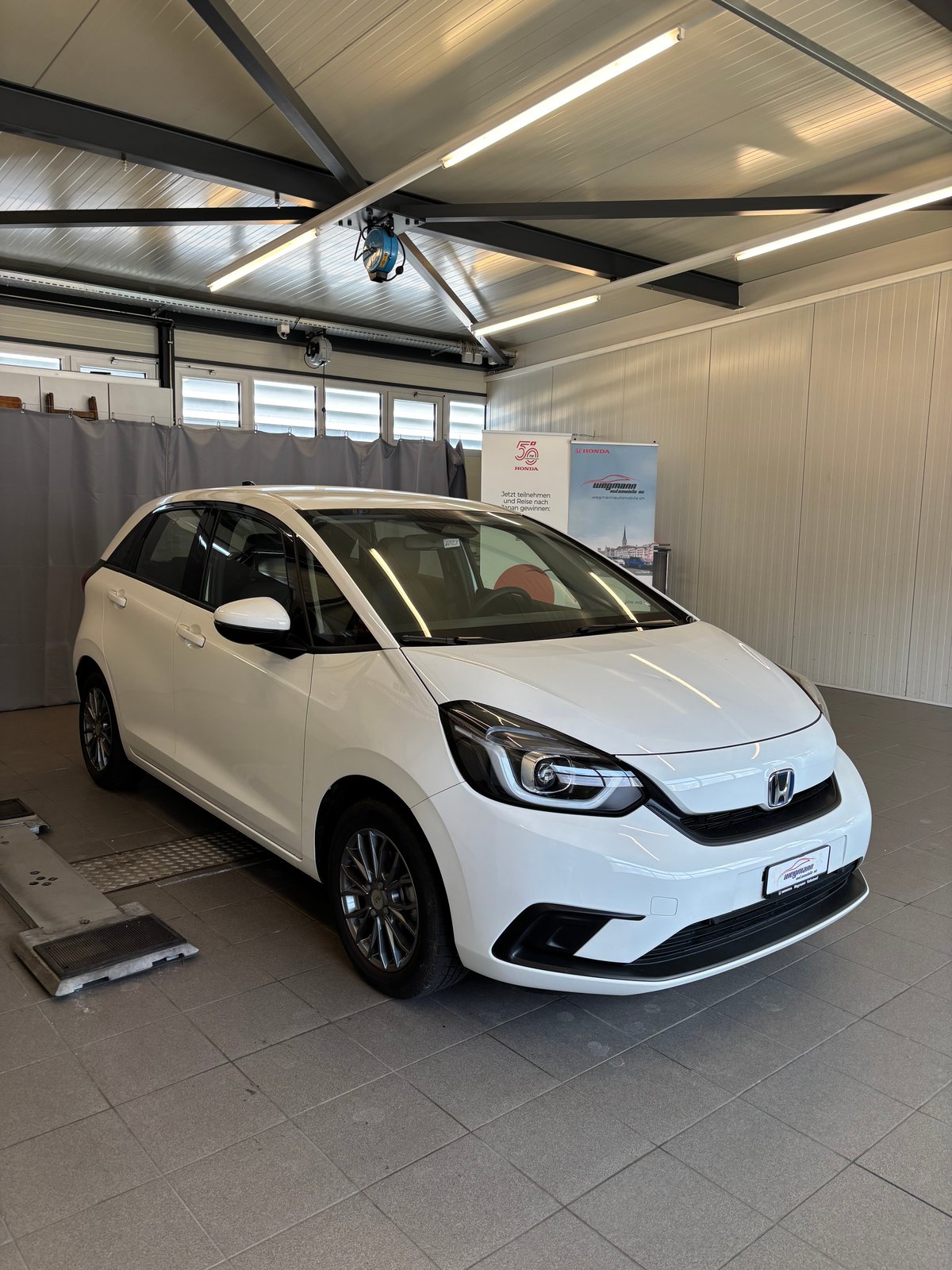 HONDA Jazz 1.5i-MMD Comfort E-CVT, Full-Hybrid Petrol/Electric, Second hand / Used, Automatic - 3