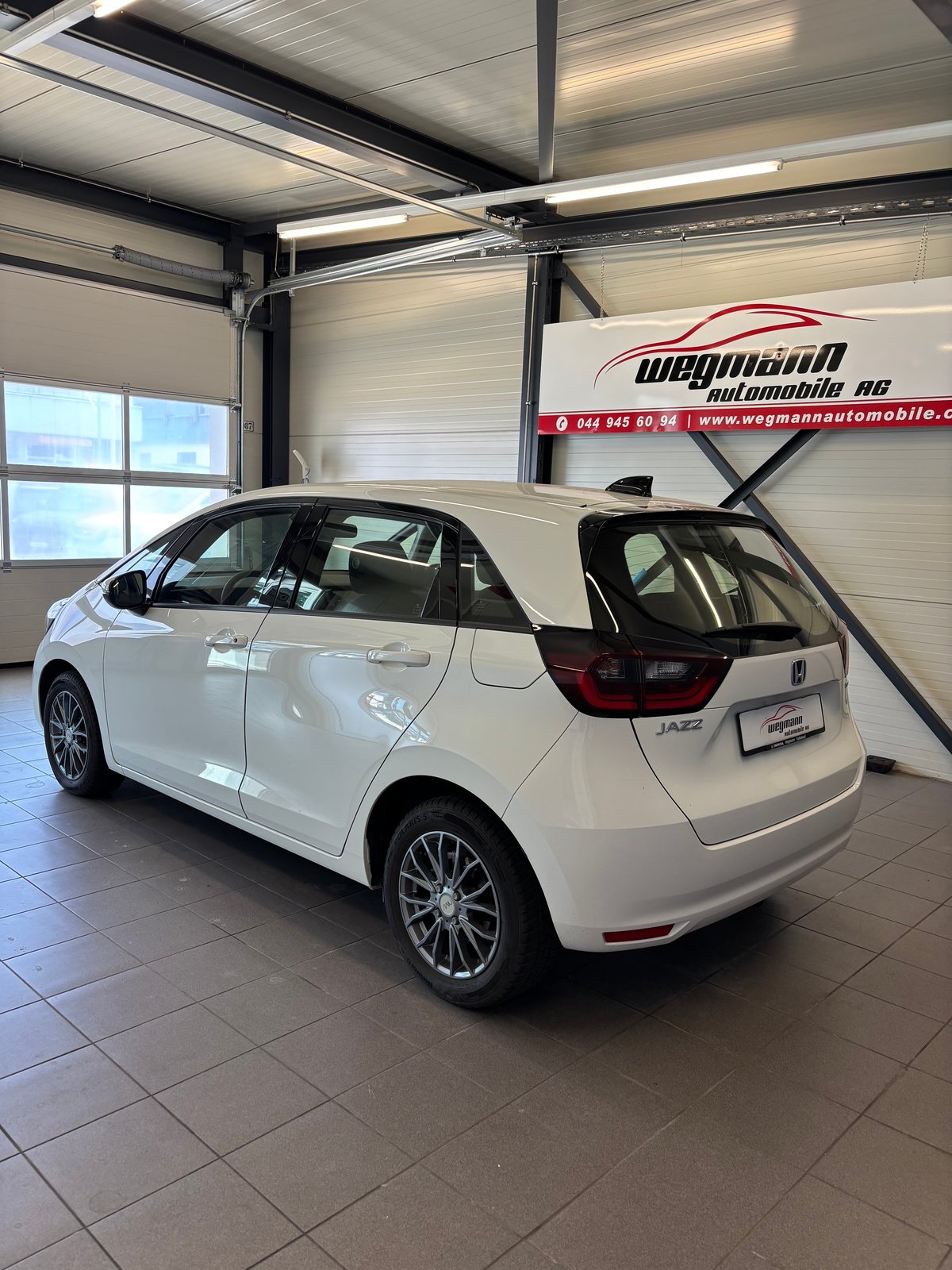 HONDA Jazz 1.5i-MMD Comfort E-CVT, Full-Hybrid Petrol/Electric, Second hand / Used, Automatic - 6