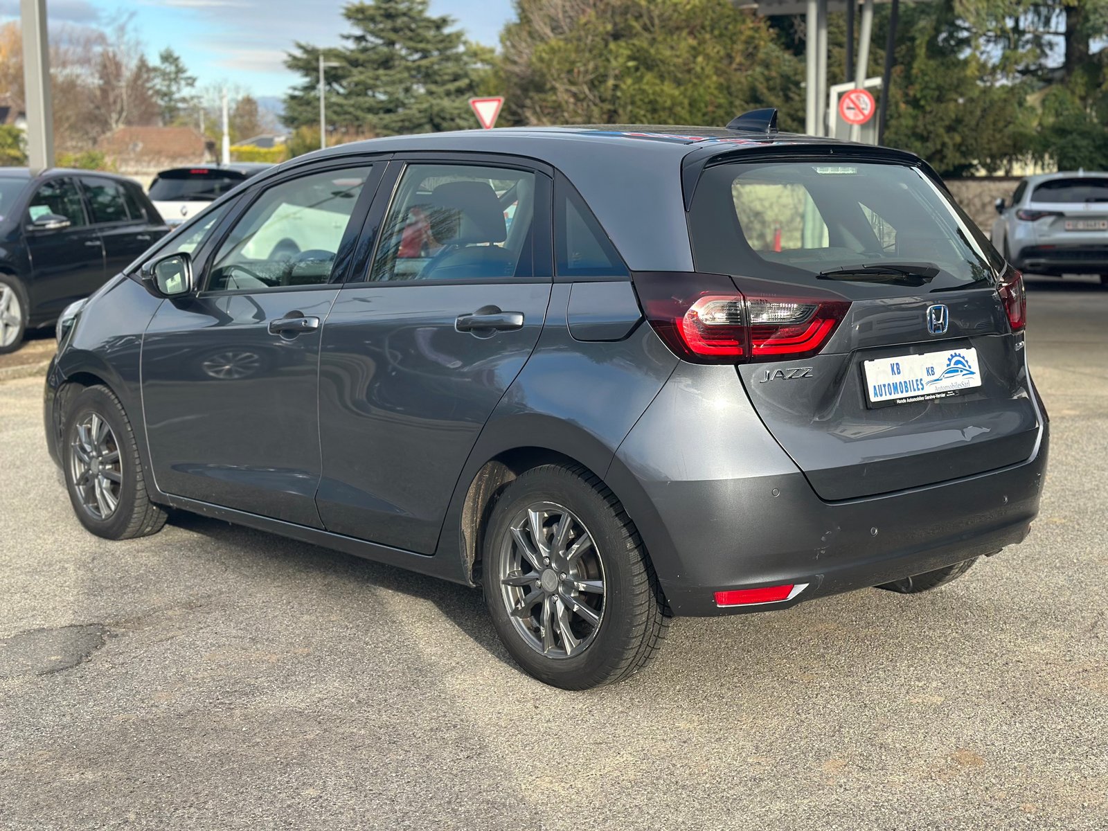 HONDA Jazz 1.5i-MMD Comfort E-CVT, Voll-Hybrid Benzin/Elektro, Occasion / Gebraucht, Automatik - 5