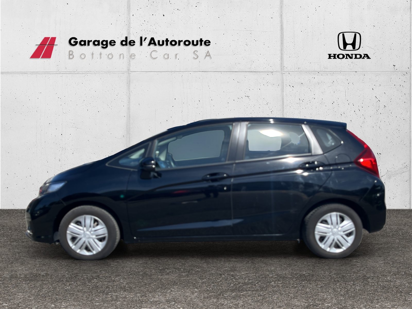 HONDA Jazz 1.3i Trend, Petrol, Second hand / Used, Automatic - 2