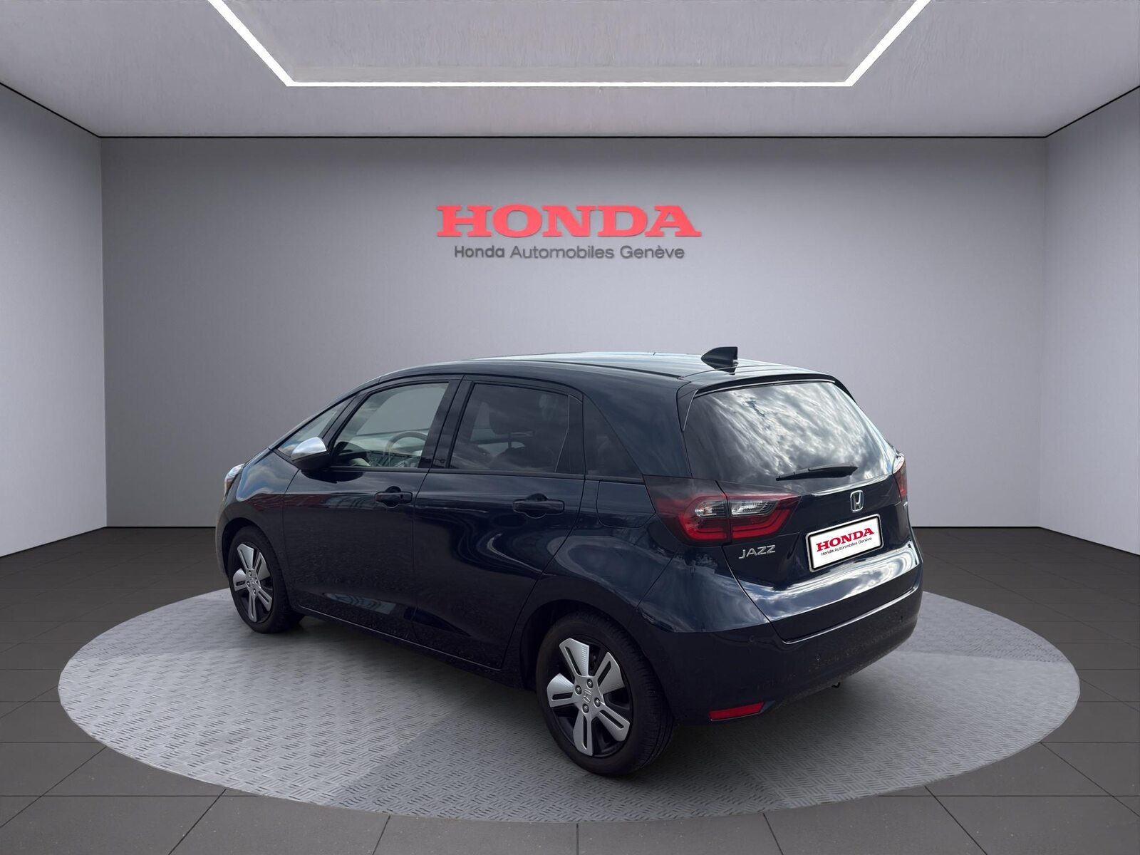 HONDA Jazz 1.5 i-MMD Executive, Full-Hybrid Petrol/Electric, Second hand / Used, Automatic - 3