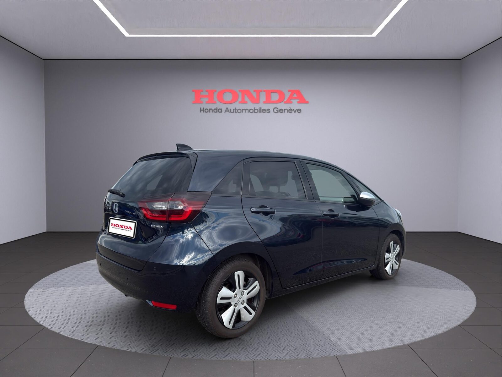 HONDA Jazz 1.5 i-MMD Executive, Full-Hybrid Petrol/Electric, Second hand / Used, Automatic - 5