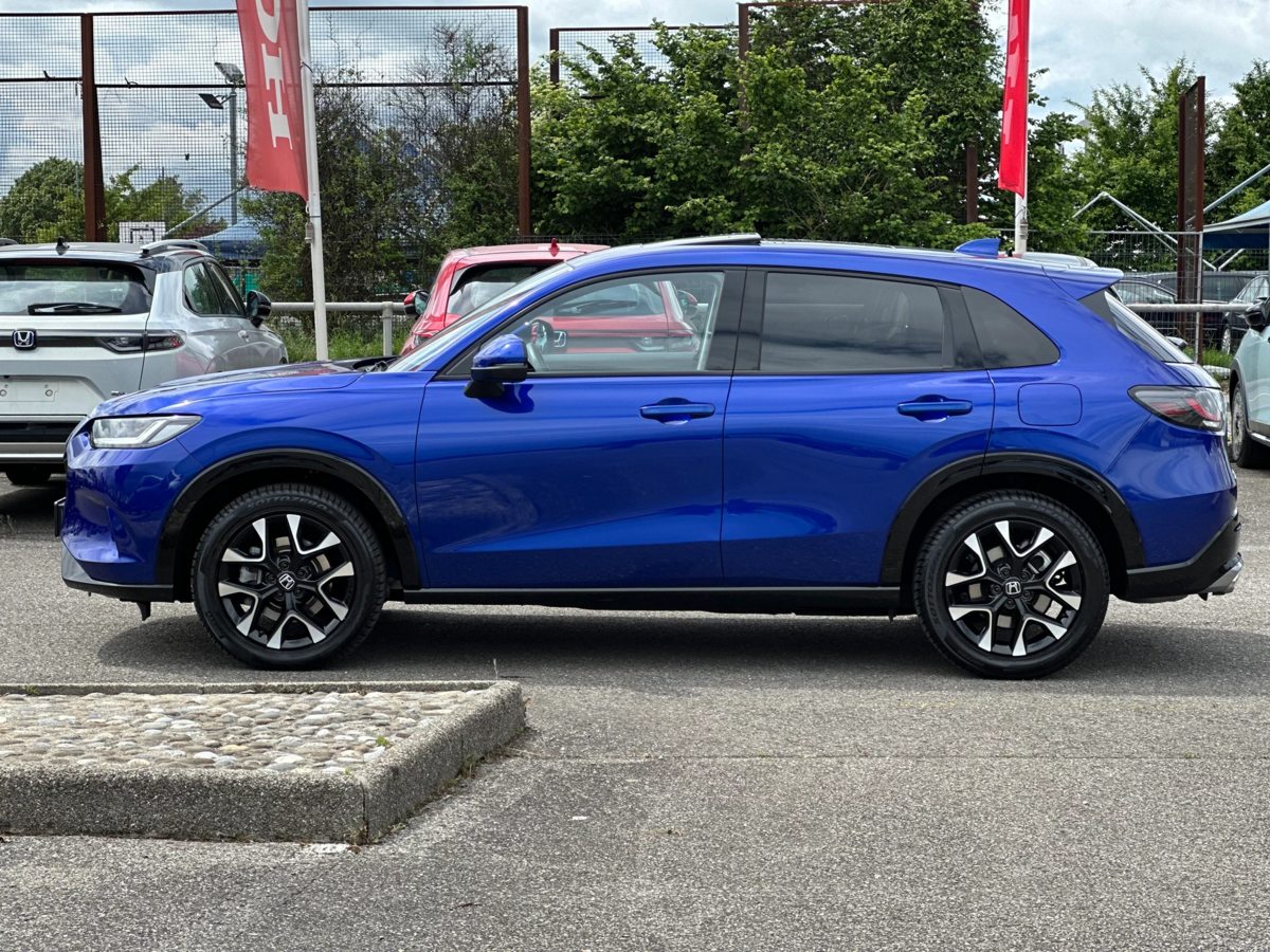 HONDA ZR-V 2.0 i-MMD Advance, Voll-Hybrid Benzin/Elektro, Occasion / Gebraucht, Automatik - 3