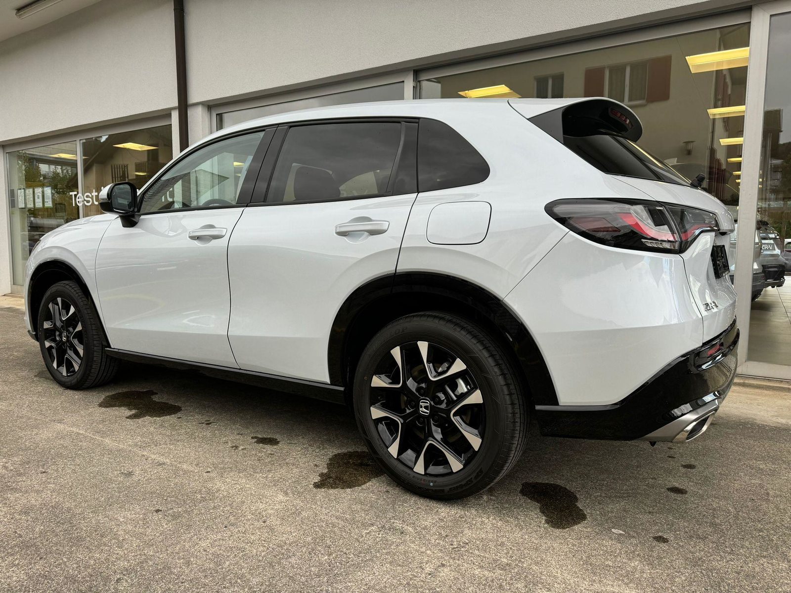 HONDA ZR-V 2.0 i-MMD Advance, Voll-Hybrid Benzin/Elektro, Occasion / Gebraucht, Automatik - 3