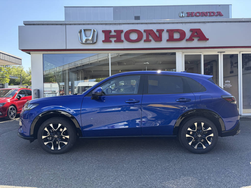 HONDA ZR-V 2.0 i-MMD Advance, Full-Hybrid Petrol/Electric, Second hand / Used, Automatic - 2