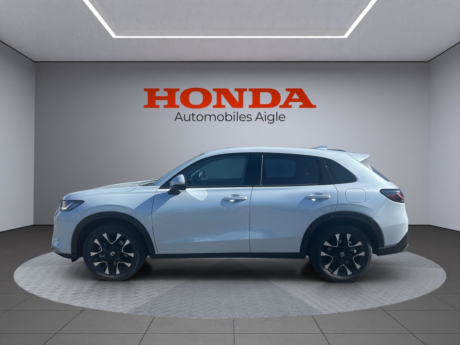 HONDA ZR-V 2.0 i-MMD Advance, Full-Hybrid Petrol/Electric, Second hand / Used, Automatic - 2