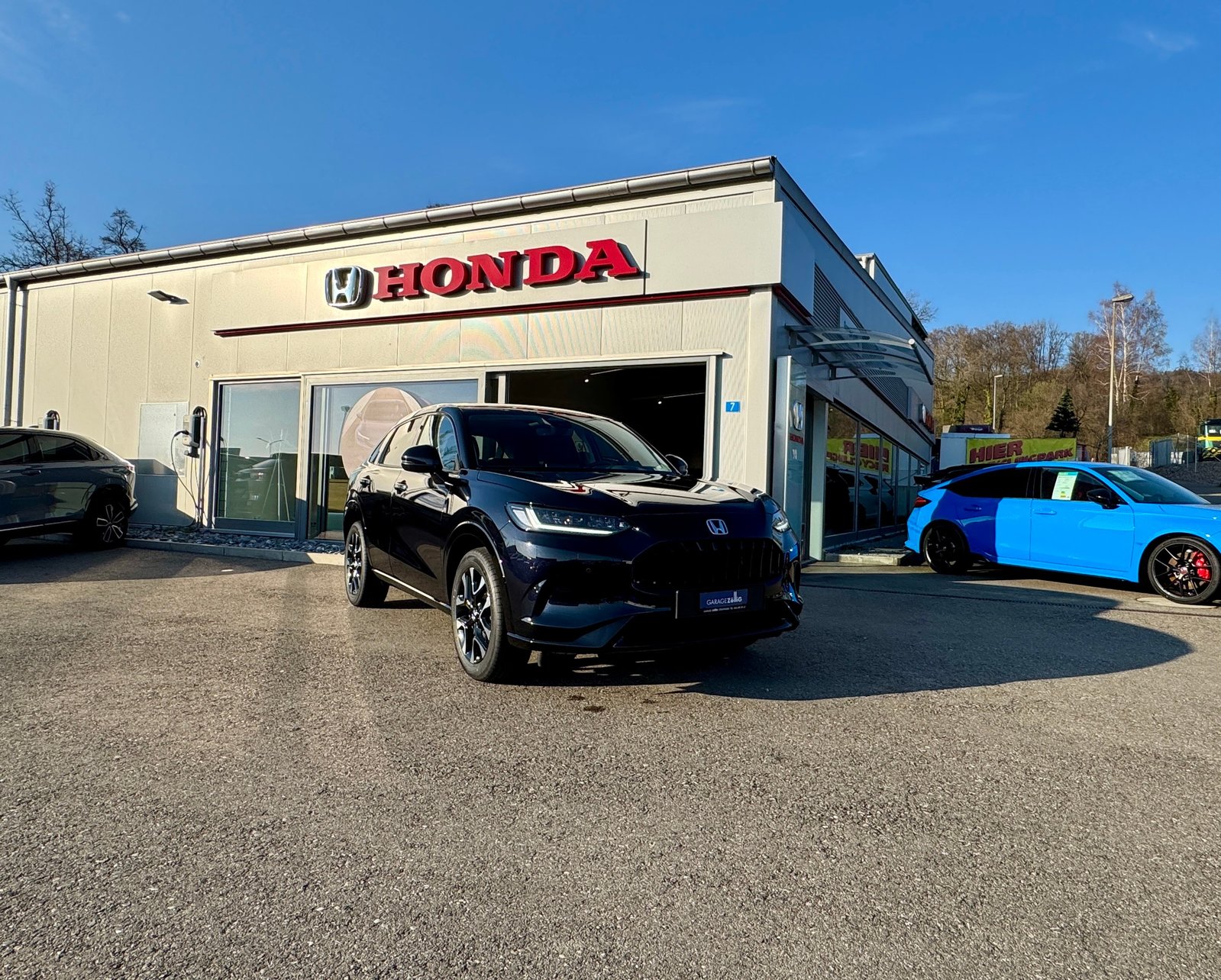 HONDA ZR-V 2.0i MMD Hybrid Advance Automatic in Premium Twin