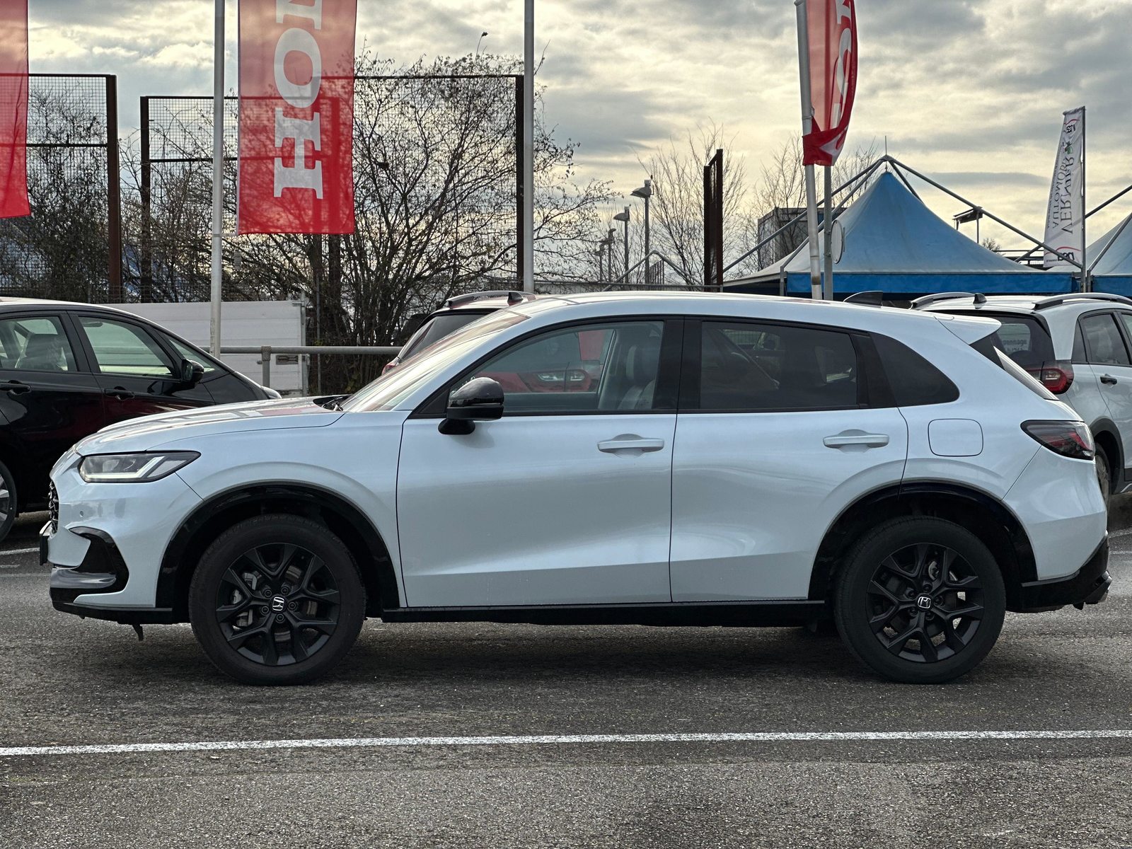 HONDA ZR-V 2.0 i-MMD Sport, Full-Hybrid Petrol/Electric, Second hand / Used, Automatic - 6