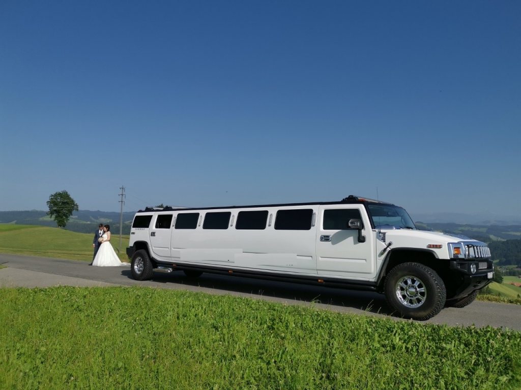 HUMMER H2 6.0 V8 Stretchlimousine, Benzin, Occasion / Gebraucht, Automatik - 6